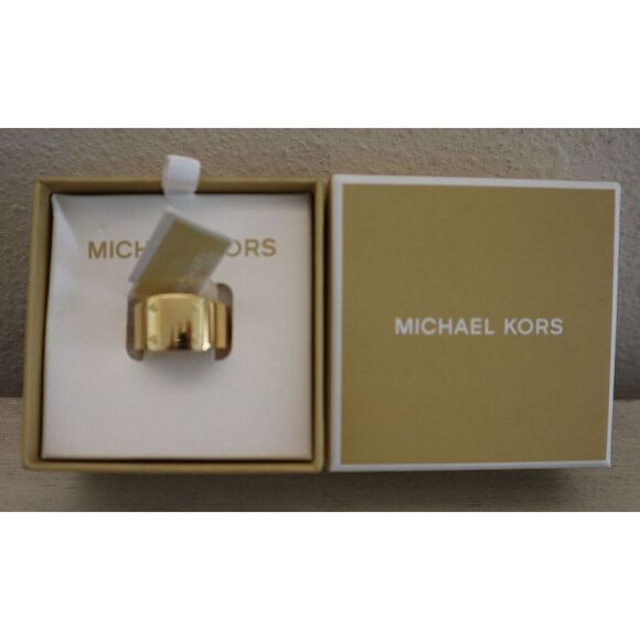 Michael Kors MKJX26577108 Women's Sz 8 Gold Tone Logo Plate Fashion Ring - Picture 1 of 7